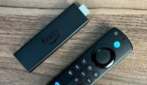 Sie können einen Fire TV Stick an den Projektor anschließen und ihn als Fernseher für Live-Streaming nutzen.