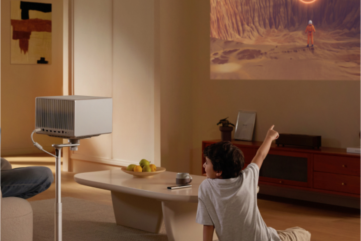 Projektor- und Bodenständer-Setup der XGIMI HORIZON-Serie für den Heimgebrauch.